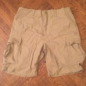 Men’s Nautica Jeans Co. khaki cargo shorts